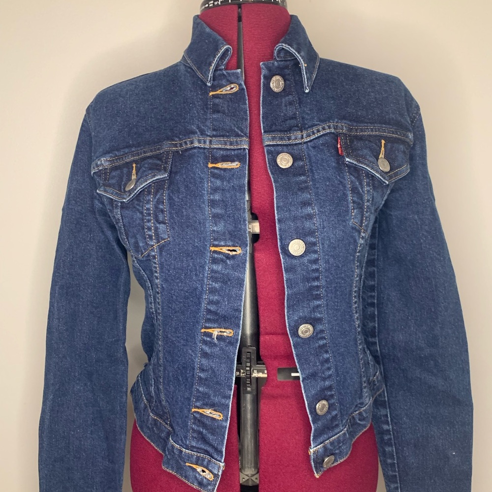 Levi's Trucker Jr's Girls Size M Jacket or Women’s XS 77410-5424